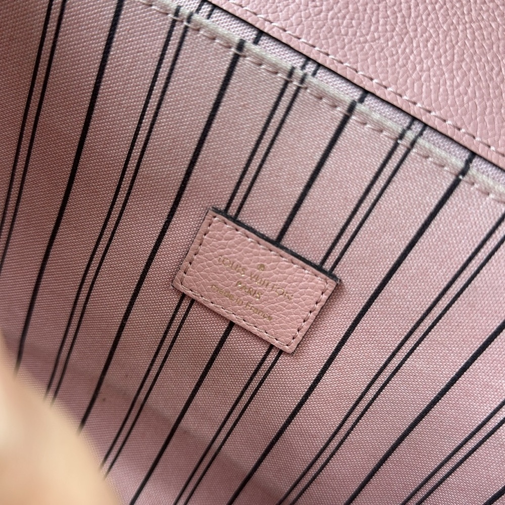 🎀PINK Louis Vuitton Pochette Metis empreinte crossbody purse monogram bag - Picture 4 of 16